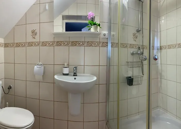 Pod Lwami Homestay szállás *